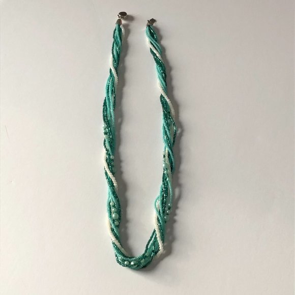 Handmade 7 strand beaded necklace in shades of green & white - Picture 4 of 10